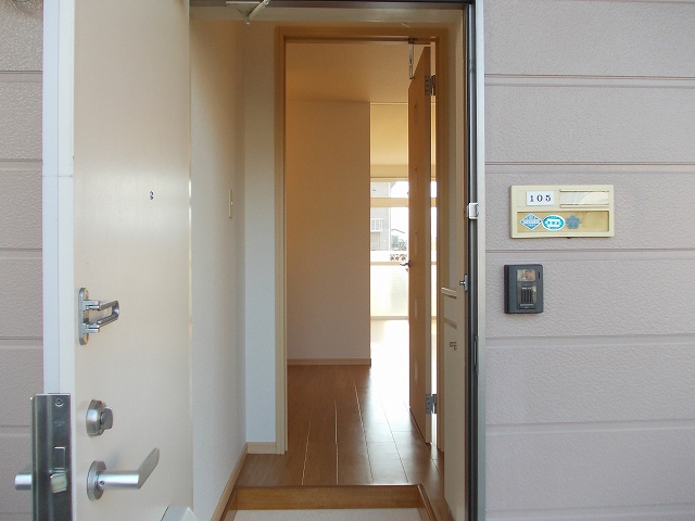 サンハイツ渡辺Ｃ 玄関