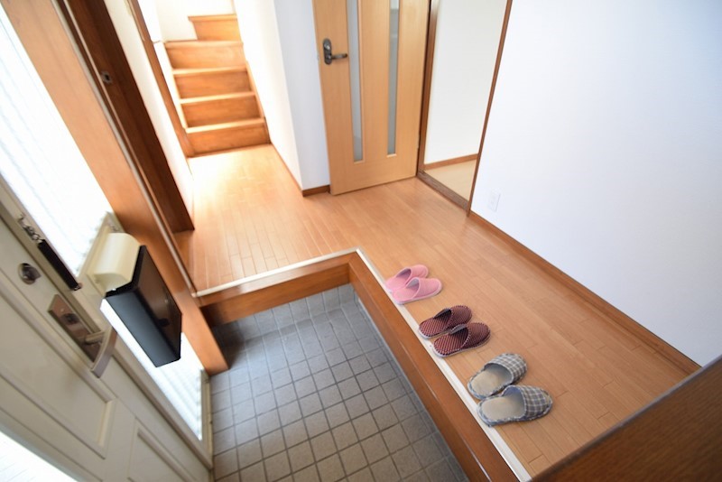 クオーレ鴨宮M棟  玄関