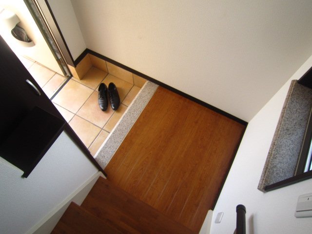 カーサ・ドマーニＡ 玄関