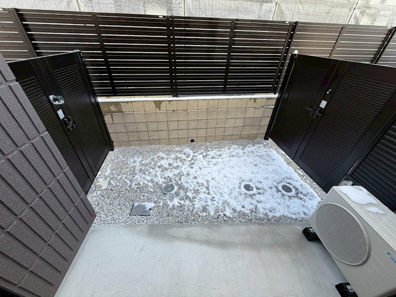 Ｙ&amp;rsquo;ｓ　Ｆ　Ｒｅｓｉｄｅｎｃｅ　Ⅱ ベランダ