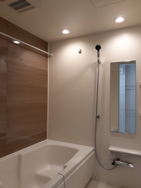 フィフスエレメント 風呂画像