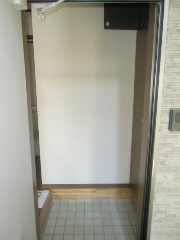 ライラック茅ヶ崎 玄関