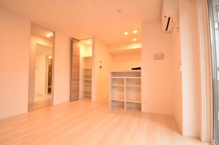 ラフター リビング