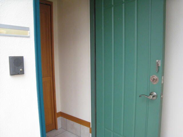 ＣＡＳＡ　ＭＯＤＥＲＮＯ 玄関