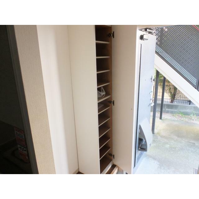 ローバンス戸塚 玄関