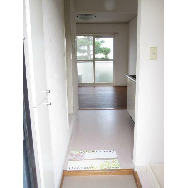 エスターテ湘南 玄関