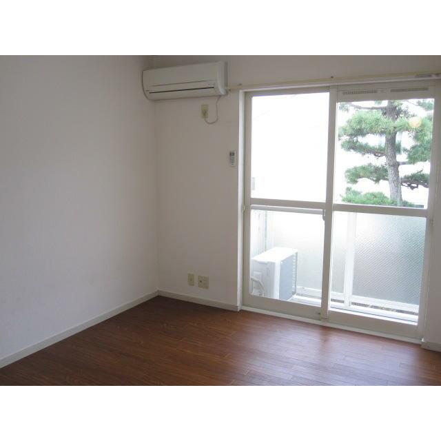 エスターテ湘南 リビング