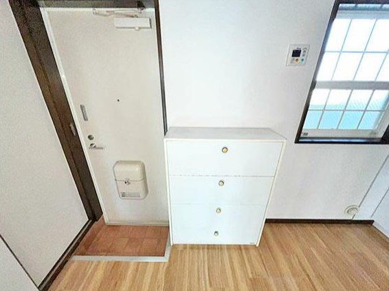 ロイヤルハイツ 玄関