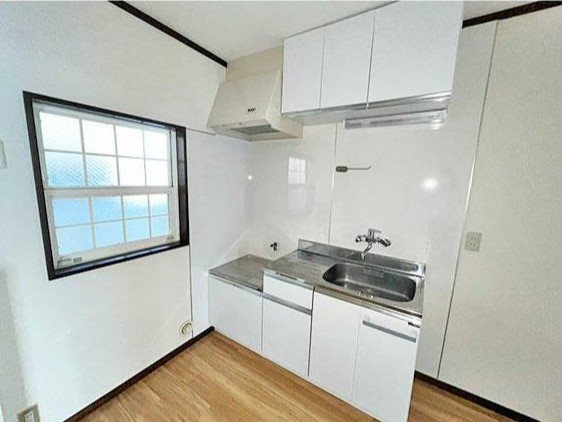 ロイヤルハイツ キッチン