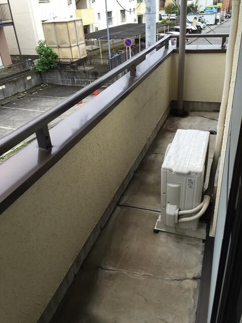 第3輪友ビル ベランダ