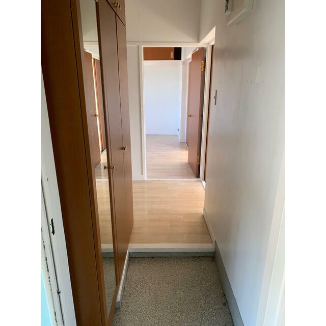 第一山仁ハイツ 玄関