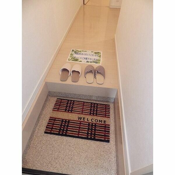 小雀レジデンス 玄関