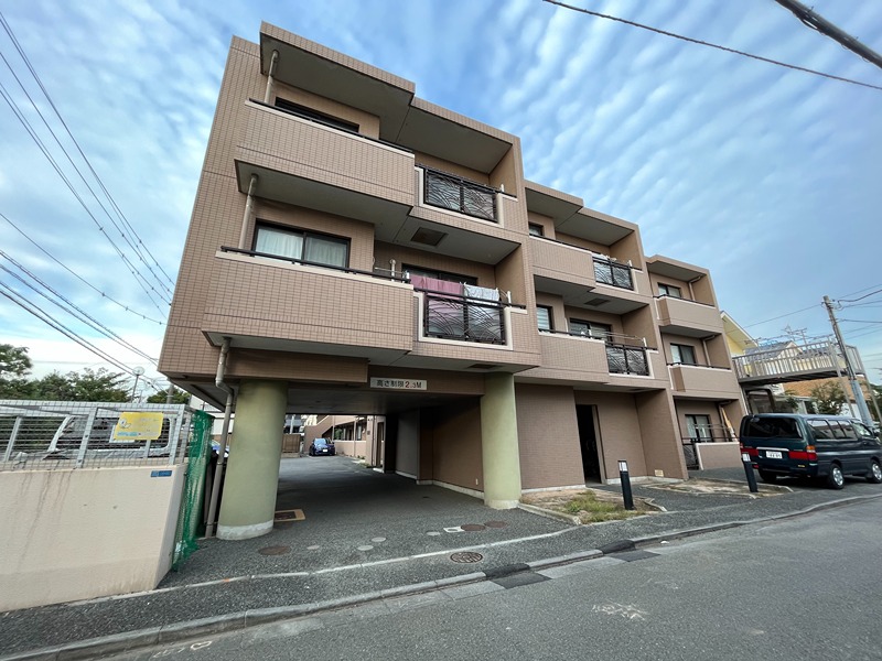 ラ・メール湘南 305号室 外観