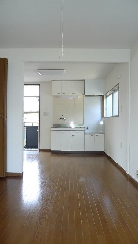 御所ヶ丘アパート リビング