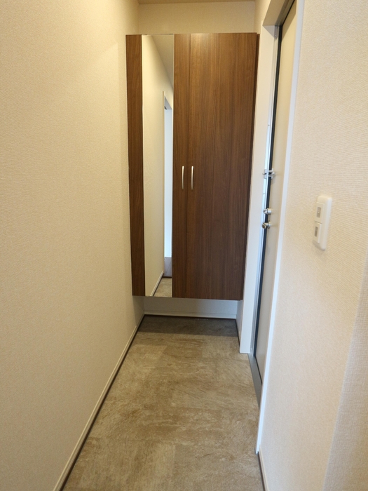 クレシェンテ 玄関