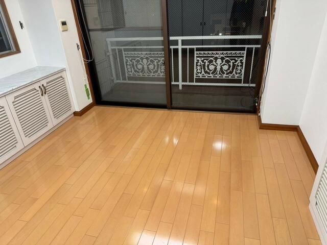 パリービル リビング