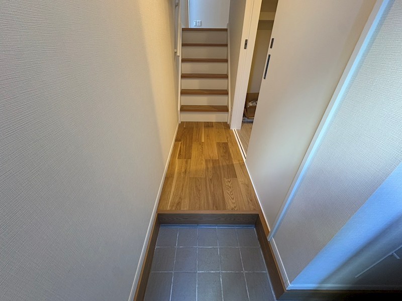 ラフィナコスタ 玄関