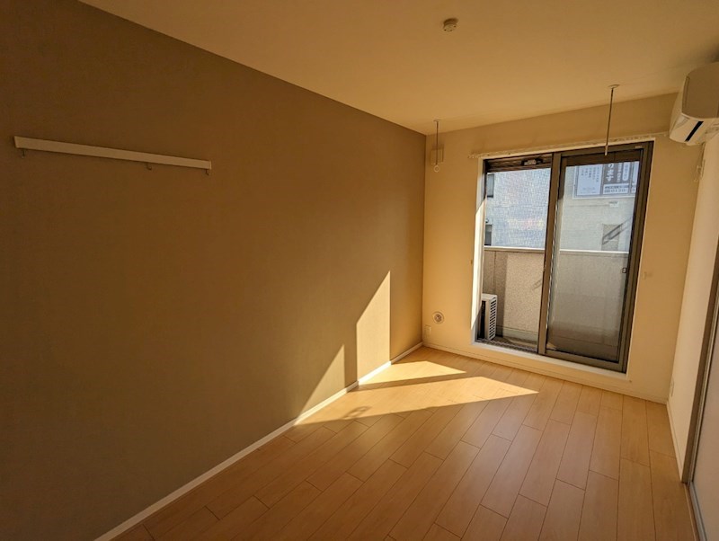 リレント ベッドルーム