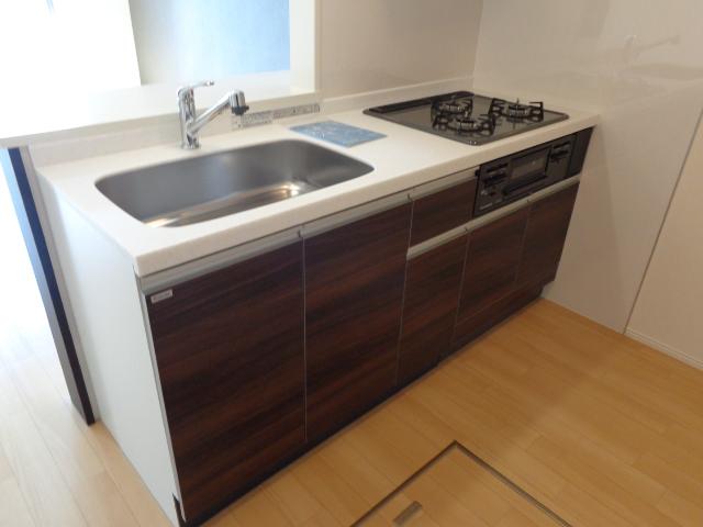 メゾン　ラ　ティーダ（maison la teada） キッチン