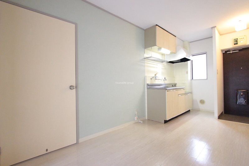 レジデンスＭ奥津 リビング