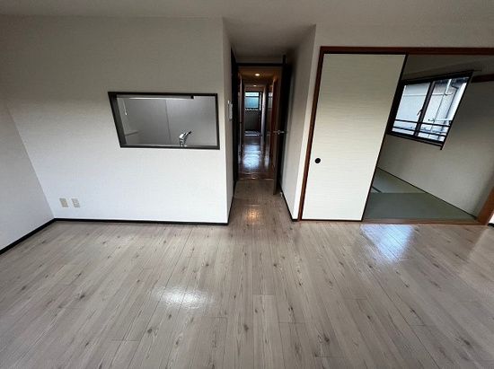 ロイヤルコート寒川 リビング