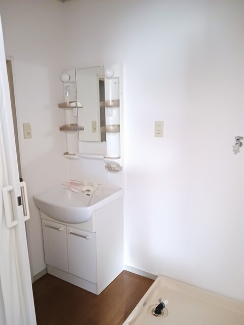 シャトレ湯川Ａ その他3