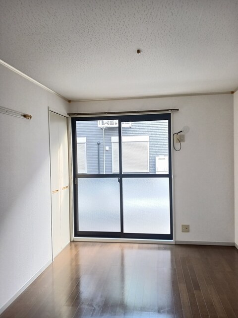 シャトレ湯川Ａ リビング