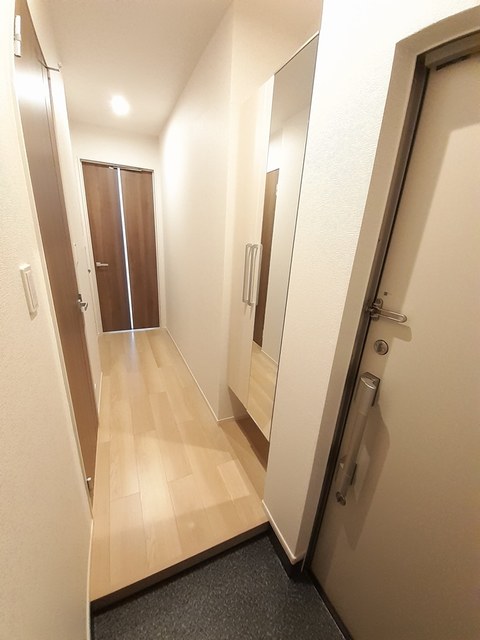 ルラック　Ｂ 玄関