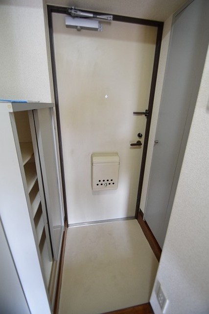 ライオンズマンション本厚木第三 玄関