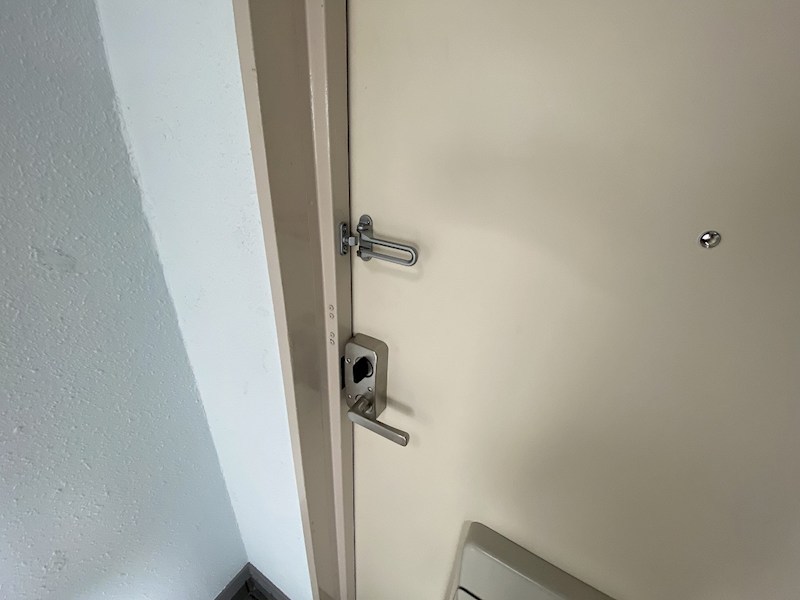 相湘明石町ビル 玄関