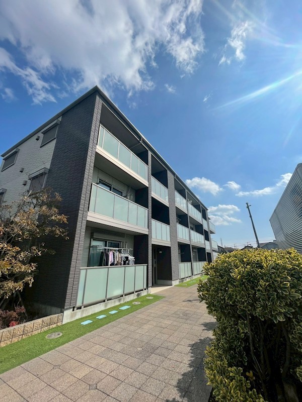 エクラシエ湘南 302号室 外観