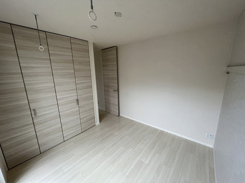 虹 ベッドルーム