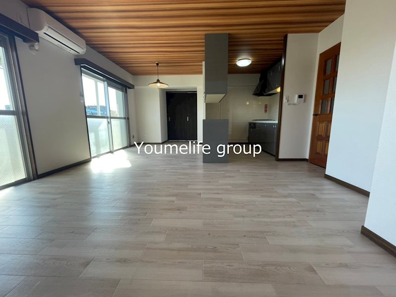 グレイスイセハラ リビング