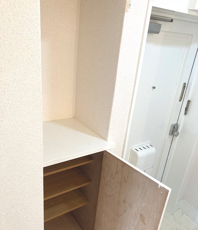 第一長沼ハイツ 玄関