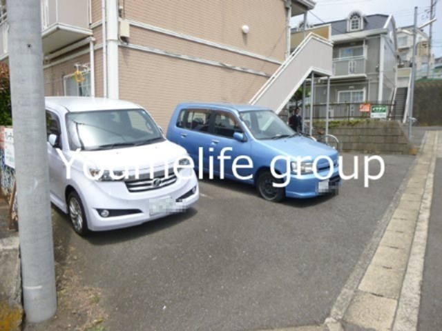 アレーテー 駐車場