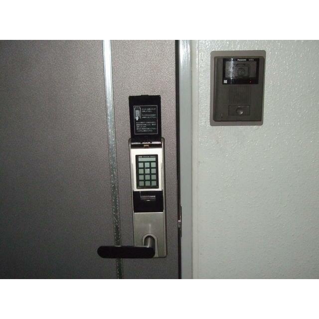 ヴィサージュ湘南平塚 玄関