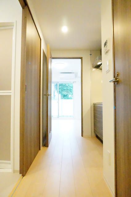 Ｇｌｙｃｉｎｅ（グリシーナ） 玄関