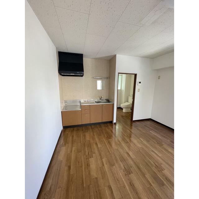 下の根グレイワンミニ ベッドルーム