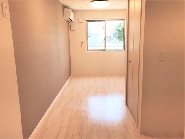 コンフォールK 玄関