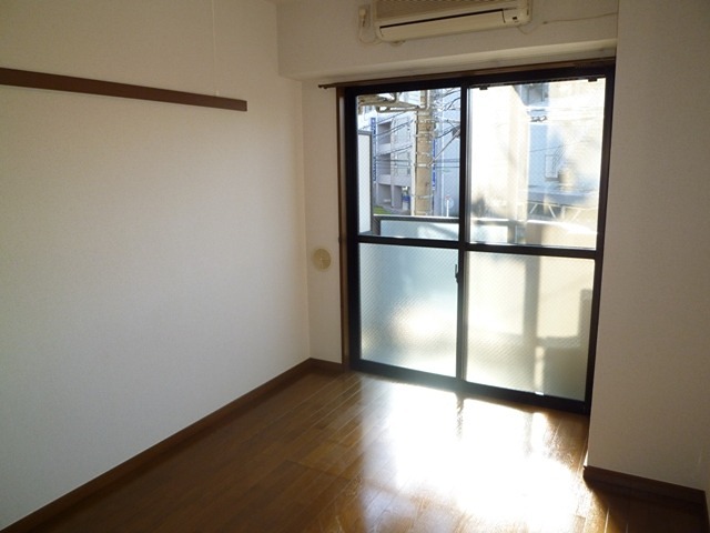 ハイツ井上Ⅱ ベッドルーム