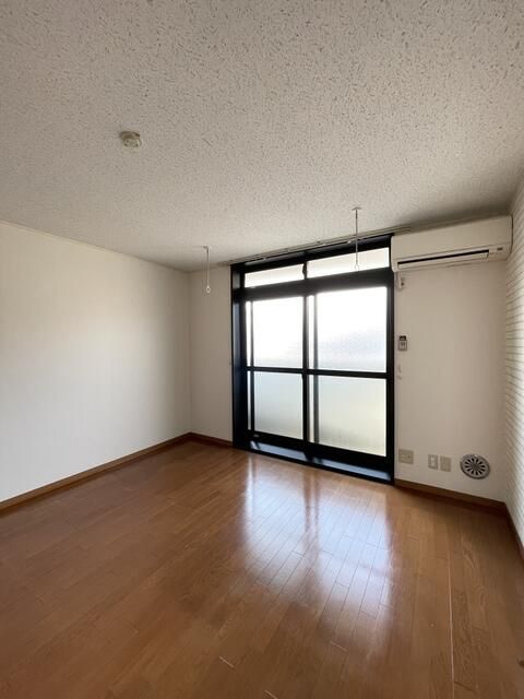 レジデンスジュネス リビング