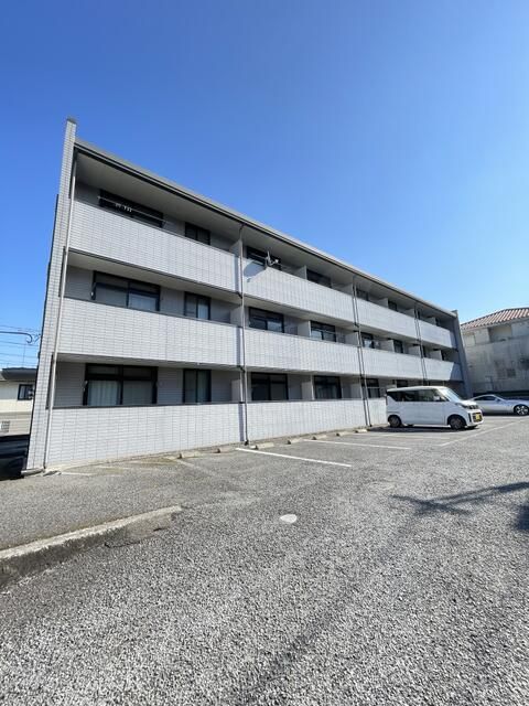 レジデンスジュネス 303号室 外観