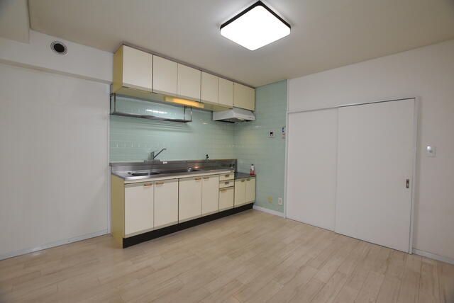 メゾン本厚木 リビング