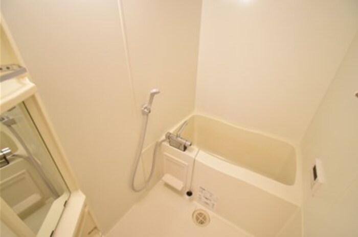 ガーデンハウス 風呂画像