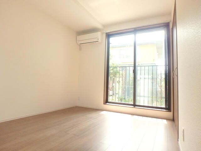 ディーズライフ元町 リビング