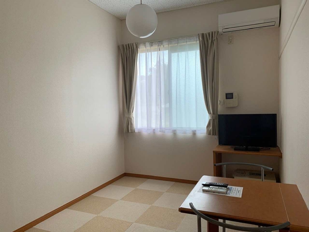 レオパレスＣａｓａＦｅｌｉｃｅ リビング