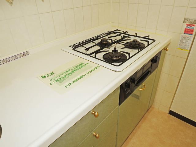 ＮＩＣＥ ＳＴＡＧＥ 湘南鵠沼 キッチン