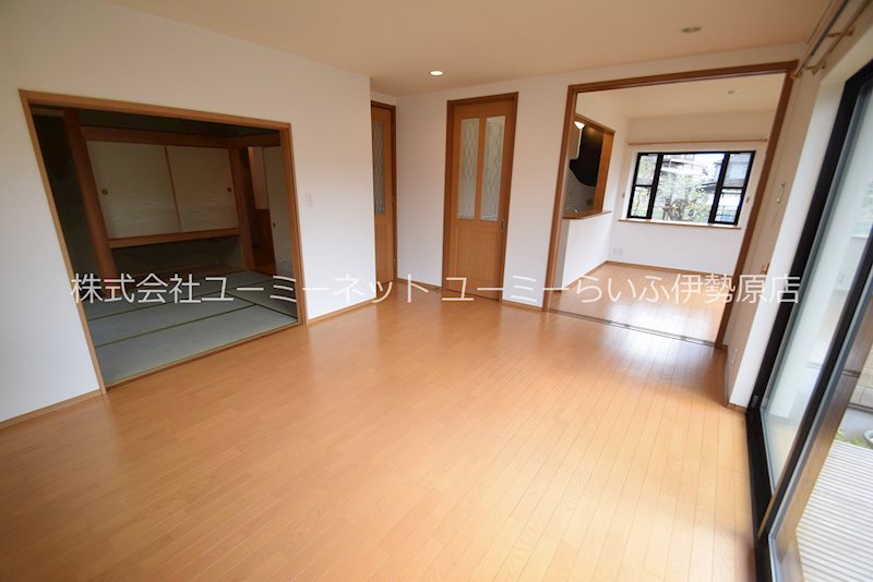 伊勢原市神戸貸家 リビング