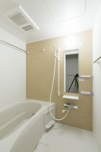 ホワイトアーミン湘南 風呂画像