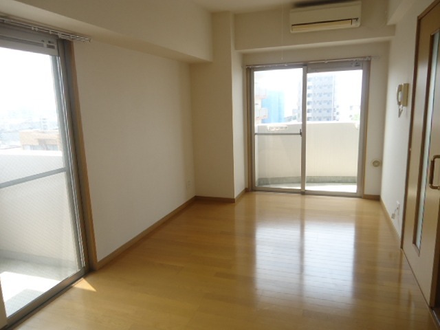 宮下ビル リビング